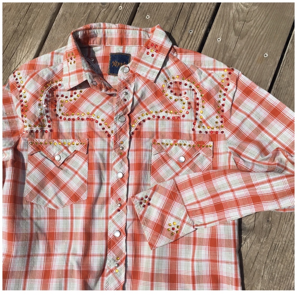 ✨ Rhinestone western shirt ✨